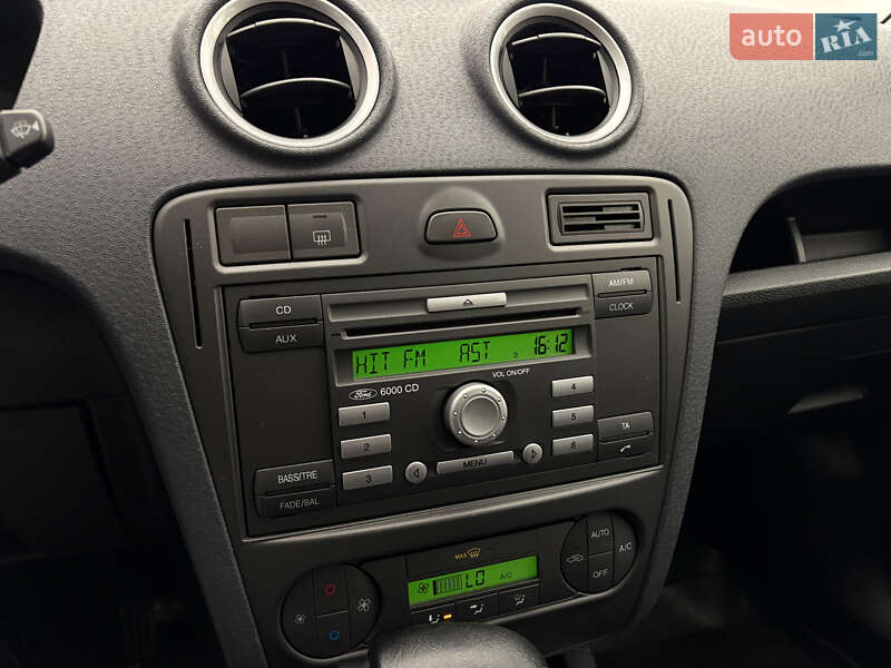 Хэтчбек Ford Fusion 2010 в Киеве