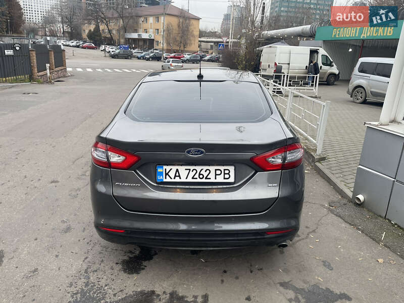 Седан Ford Fusion 2015 в Киеве