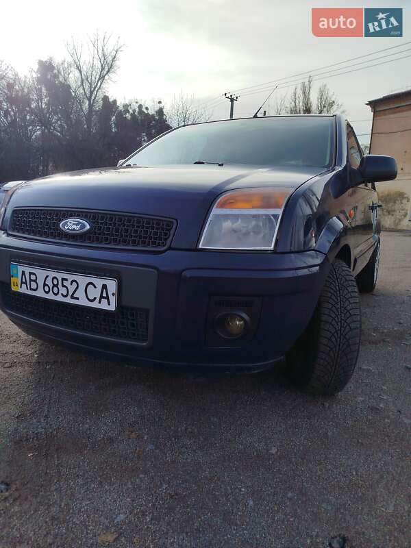 Хэтчбек Ford Fusion 2010 в Виннице