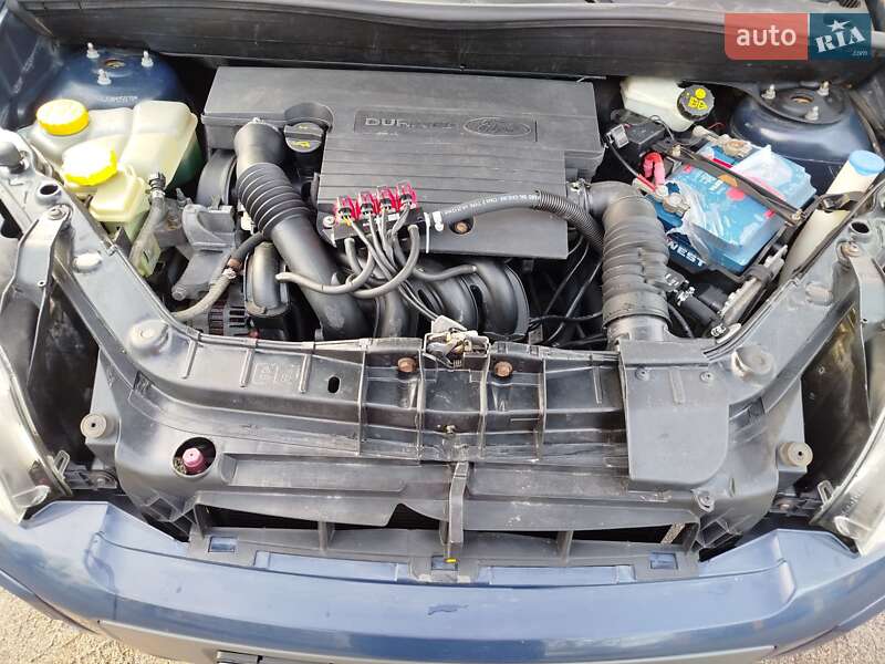 Хэтчбек Ford Fusion 2010 в Виннице