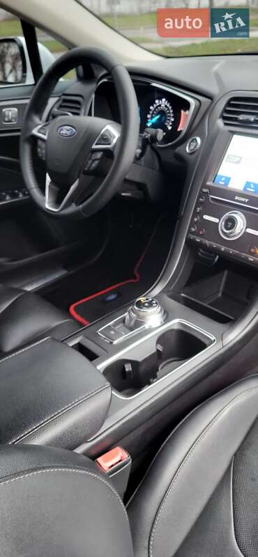 Седан Ford Fusion 2016 в Черкассах