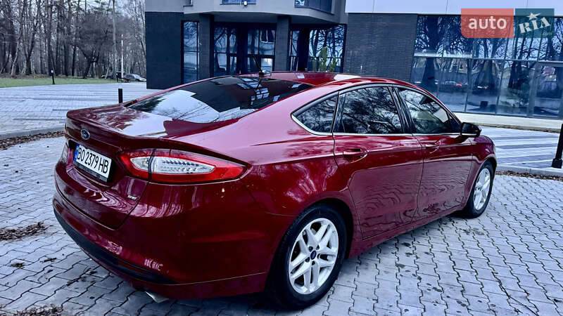 Седан Ford Fusion 2015 в Тернополе