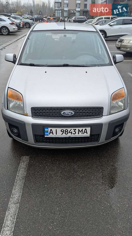 Хэтчбек Ford Fusion 2009 в Киеве фото 3 Хэтчбек Ford Fusion 2009 в Киеве