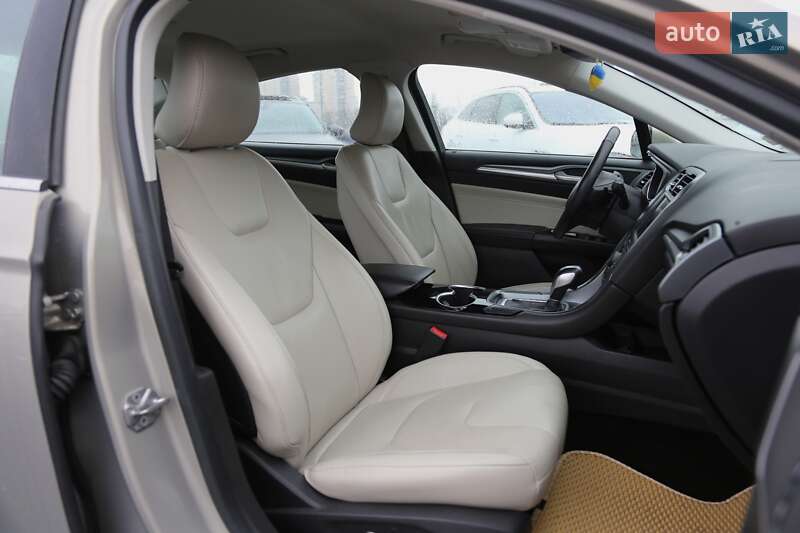 Седан Ford Fusion 2014 в Киеве фото 12 Седан Ford Fusion 2014 в Киеве