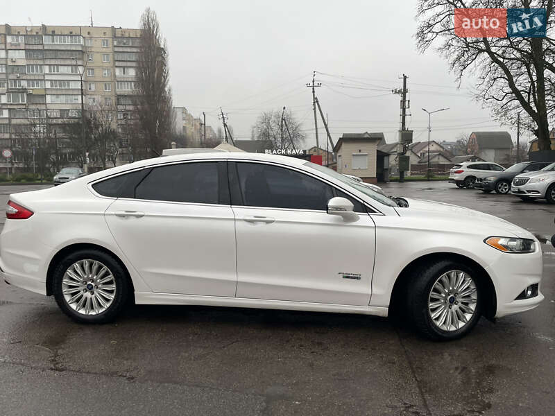 Седан Ford Fusion 2013 в Киеве фото 8 Седан Ford Fusion 2013 в Киеве