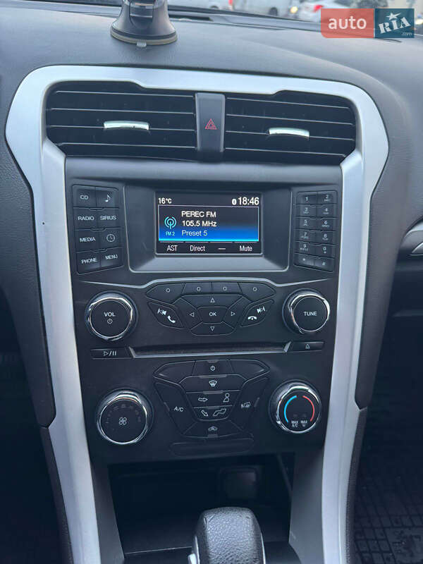 Седан Ford Fusion 2015 в Киеве фото 10 Седан Ford Fusion 2015 в Киеве