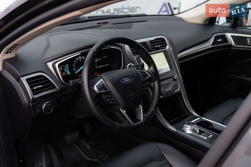 Седан Ford Fusion 2018 в Киеве фото 32 Седан Ford Fusion 2018 в Киеве