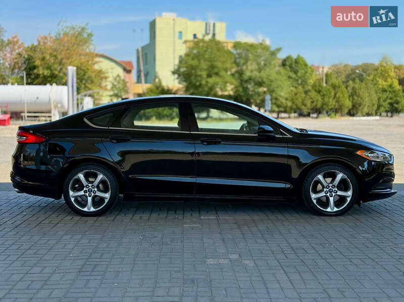 Седан Ford Fusion 2016 в Днепре