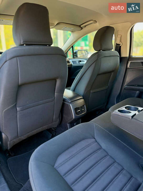 Седан Ford Fusion 2016 в Днепре