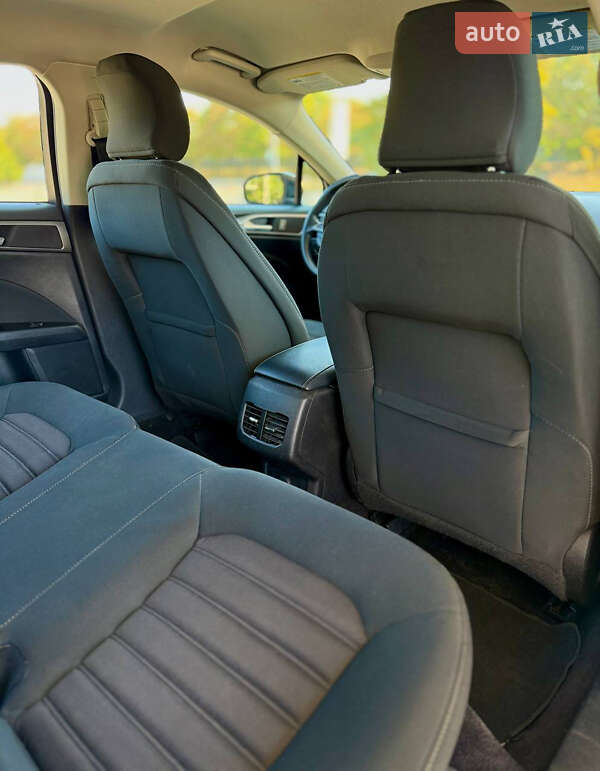 Седан Ford Fusion 2016 в Днепре