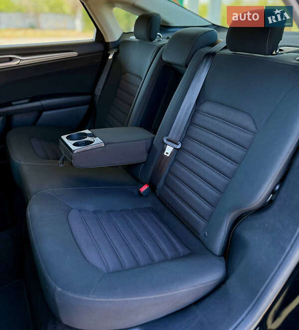 Седан Ford Fusion 2016 в Днепре