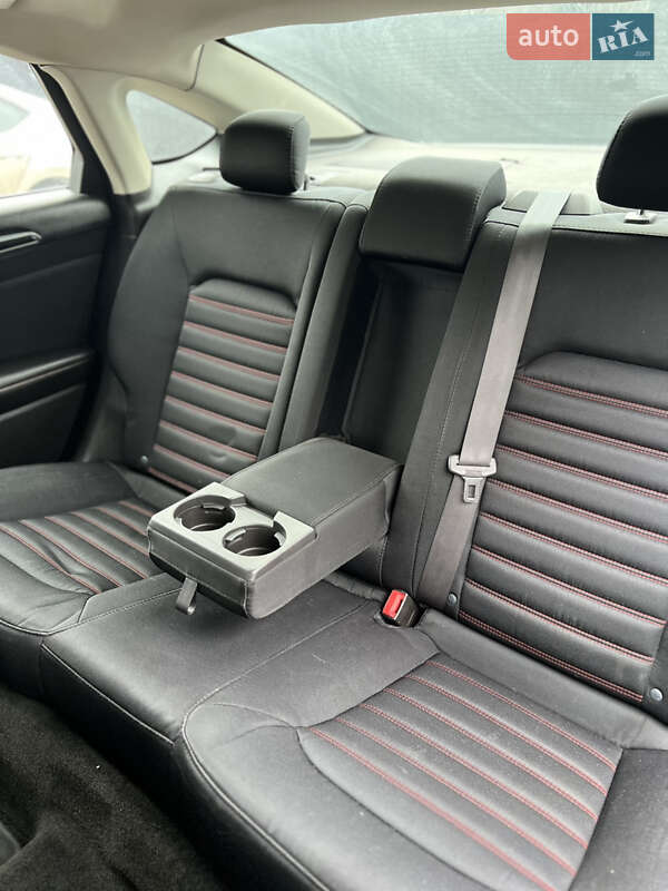 Седан Ford Fusion 2015 в Обухове фото 13 Седан Ford Fusion 2015 в Обухове