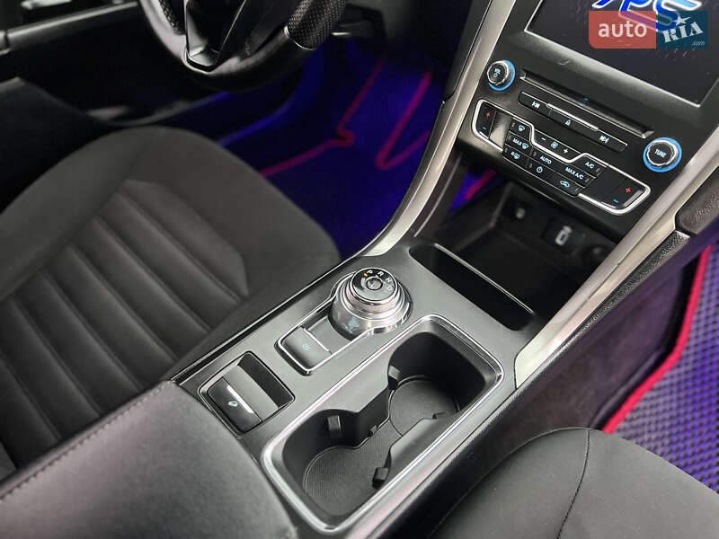 Седан Ford Fusion 2016 в Хмельницком фото 16 Седан Ford Fusion 2016 в Хмельницком