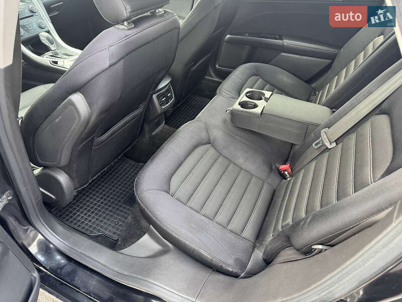 Седан Ford Fusion 2014 в Киеве фото 8 Седан Ford Fusion 2014 в Киеве
