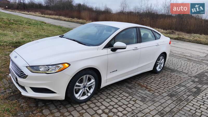Седан Ford Fusion 2018 в Дрогобыче