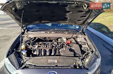 Седан Ford Fusion 2015 в Обухові