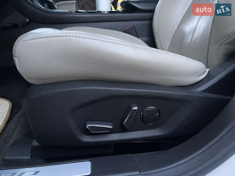 Седан Ford Fusion 2015 в Ивано-Франковске фото 8 Седан Ford Fusion 2015 в Ивано-Франковске