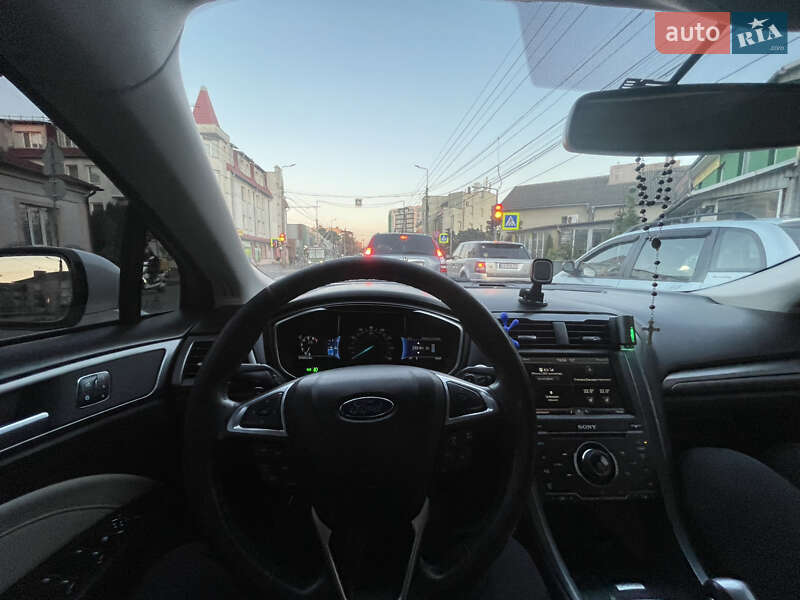 Седан Ford Fusion 2015 в Ивано-Франковске фото 12 Седан Ford Fusion 2015 в Ивано-Франковске