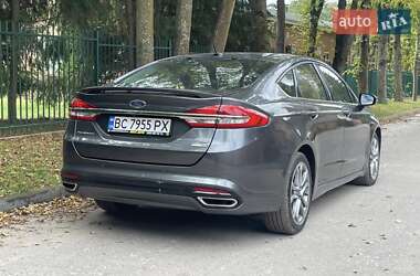 Седан Ford Fusion 2016 в Львові