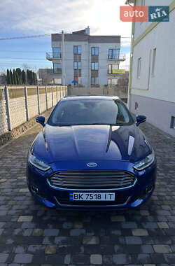Седан Ford Fusion 2014 в Рівному