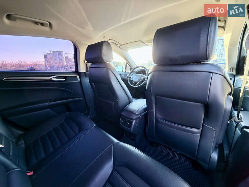 Седан Ford Fusion 2016 в Киеве фото 18 Седан Ford Fusion 2016 в Киеве
