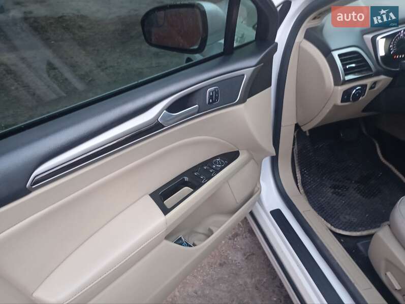 Седан Ford Fusion 2013 в Запорожье