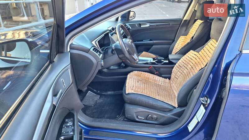 Седан Ford Fusion 2015 в Киеве фото 12 Седан Ford Fusion 2015 в Киеве
