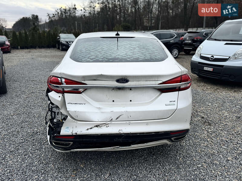 Седан Ford Fusion 2017 в Виннице