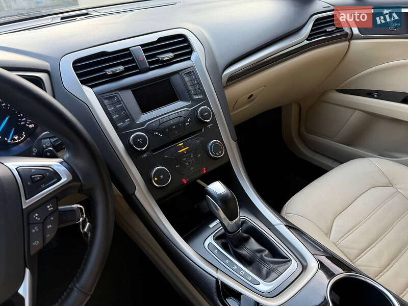 Седан Ford Fusion 2014 в Одессе