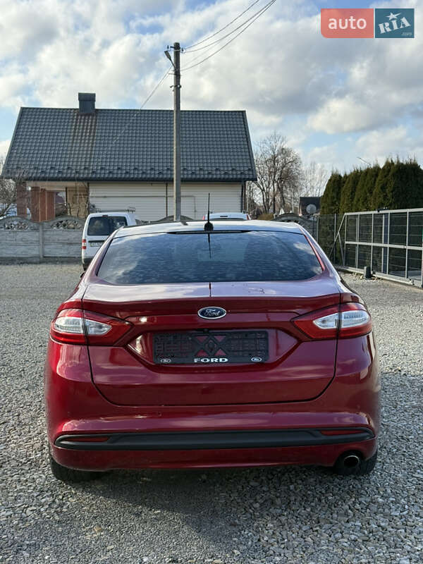 Седан Ford Fusion 2016 в Коломые