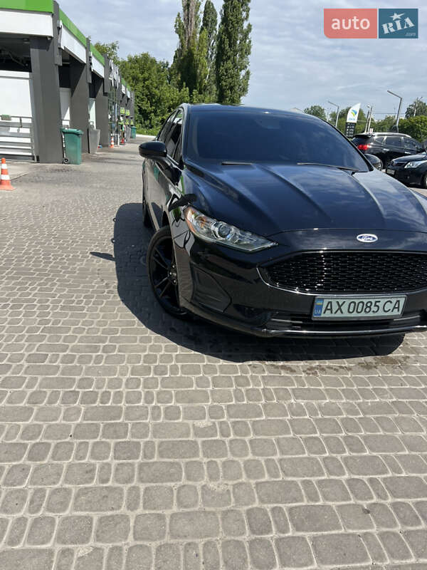 Седан Ford Fusion 2019 в Харькове фото Седан Ford Fusion 2019 в Харькове