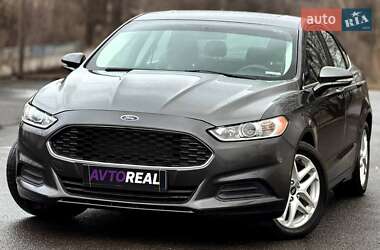Седан Ford Fusion 2014 в Кривом Роге