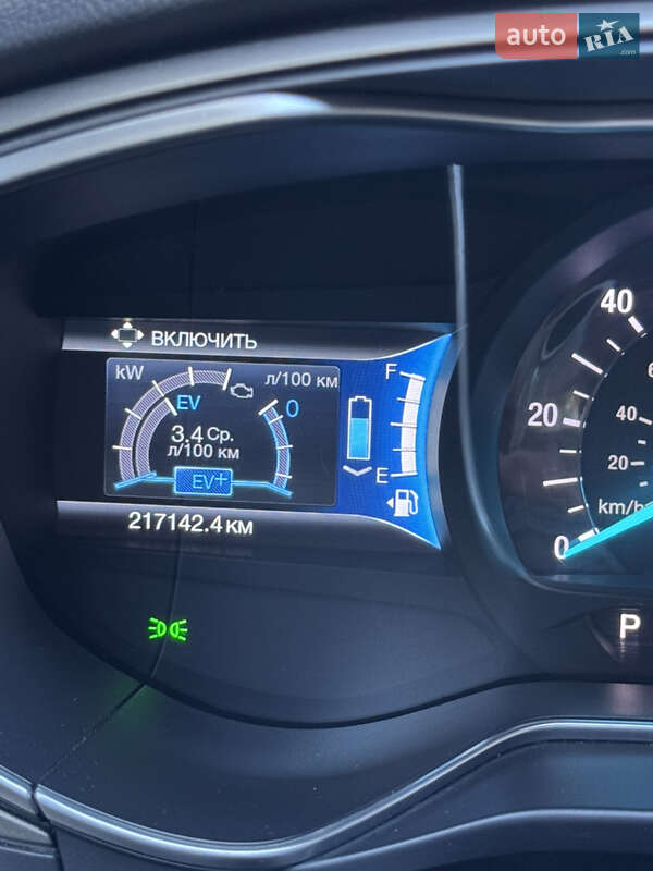 Седан Ford Fusion 2015 в Киеве фото 8 Седан Ford Fusion 2015 в Киеве