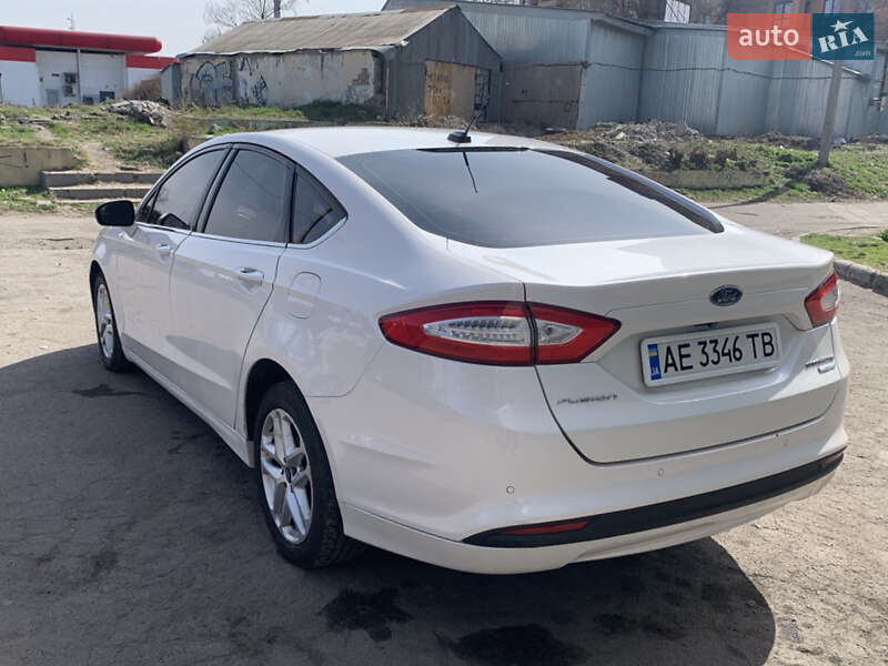 Седан Ford Fusion 2016 в Днепре
