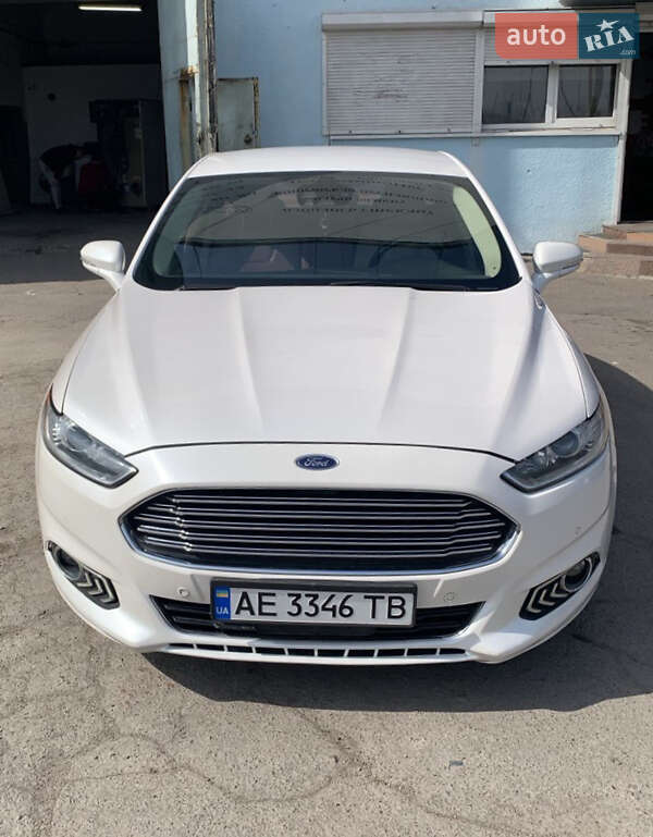 Седан Ford Fusion 2016 в Днепре