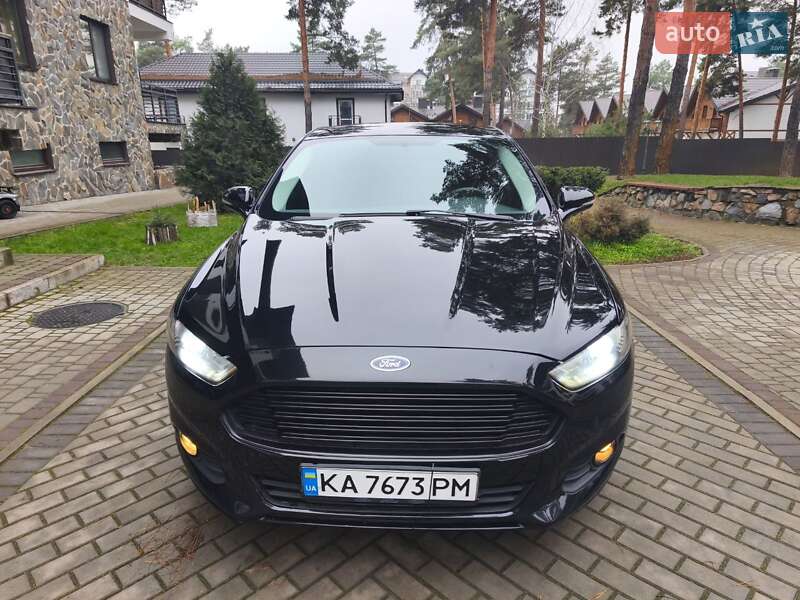 Седан Ford Fusion 2015 в Киеве