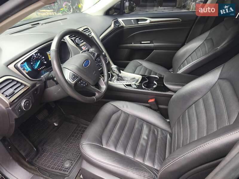 Седан Ford Fusion 2015 в Киеве