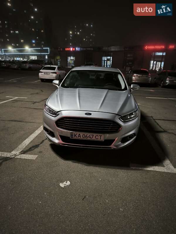 Седан Ford Fusion 2015 в Киеве фото 2 Седан Ford Fusion 2015 в Киеве