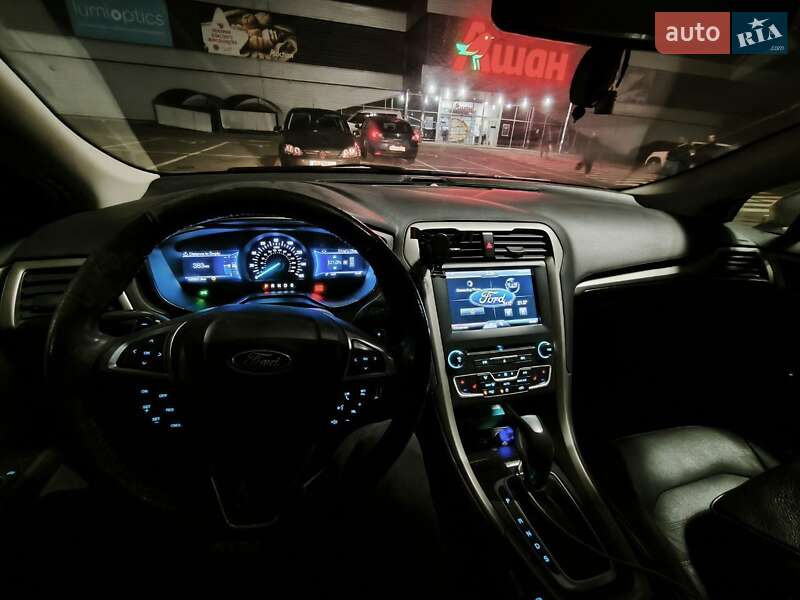 Седан Ford Fusion 2015 в Киеве фото 12 Седан Ford Fusion 2015 в Киеве