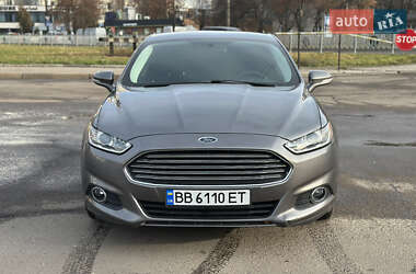 Седан Ford Fusion 2013 в Рівному
