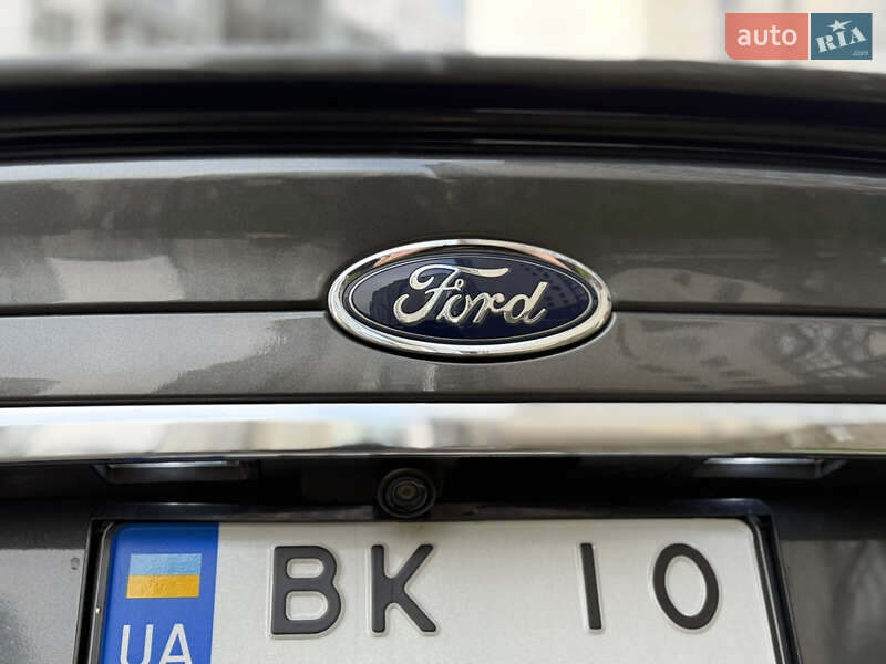 Седан Ford Fusion 2017 в Киеве