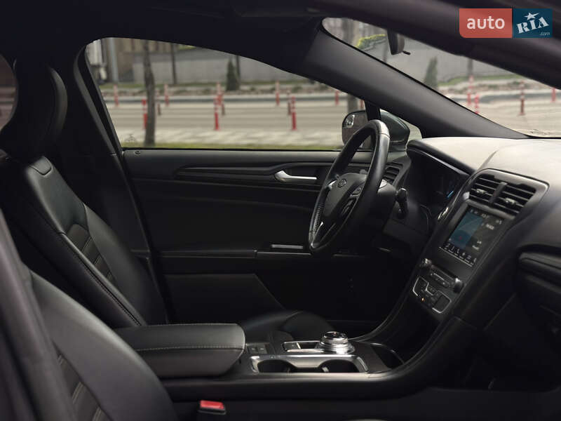 Седан Ford Fusion 2017 в Киеве