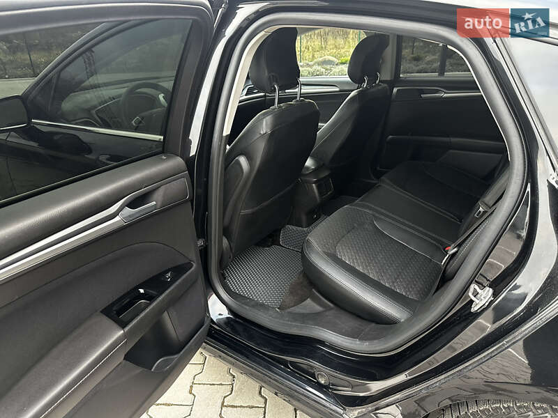 Седан Ford Fusion 2013 в Ровно фото 36 Седан Ford Fusion 2013 в Ровно