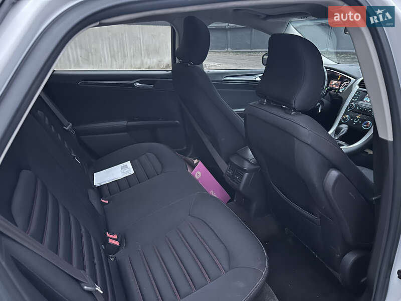 Седан Ford Fusion 2014 в Нежине