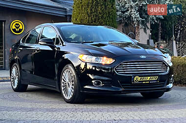 Седан Ford Fusion 2015 в Львове