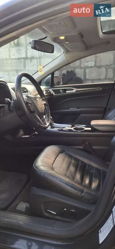 Седан Ford Fusion 2013 в Одессе