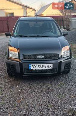 Хетчбек Ford Fusion 2005 в Дунаївцях