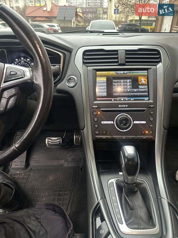 Седан Ford Fusion 2015 в Киеве