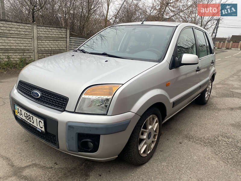 Хэтчбек Ford Fusion 2009 в Киеве