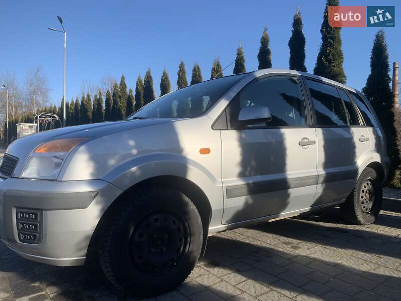 Хэтчбек Ford Fusion 2008 в Надворной фото 25 Хэтчбек Ford Fusion 2008 в Надворной